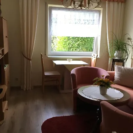 Apartment An Der Müritz 2 Kleinere Woh